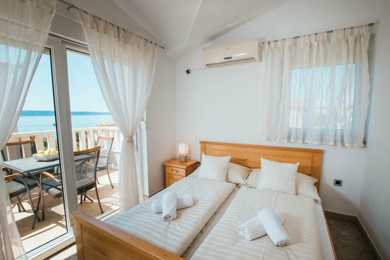 Апартаменты Blue Sea House Трогир Экстерьер фото